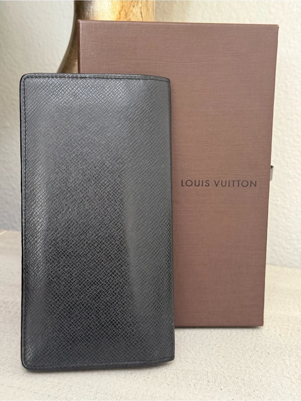 LOUIS VUITTON Taiga Brazza Wallet
